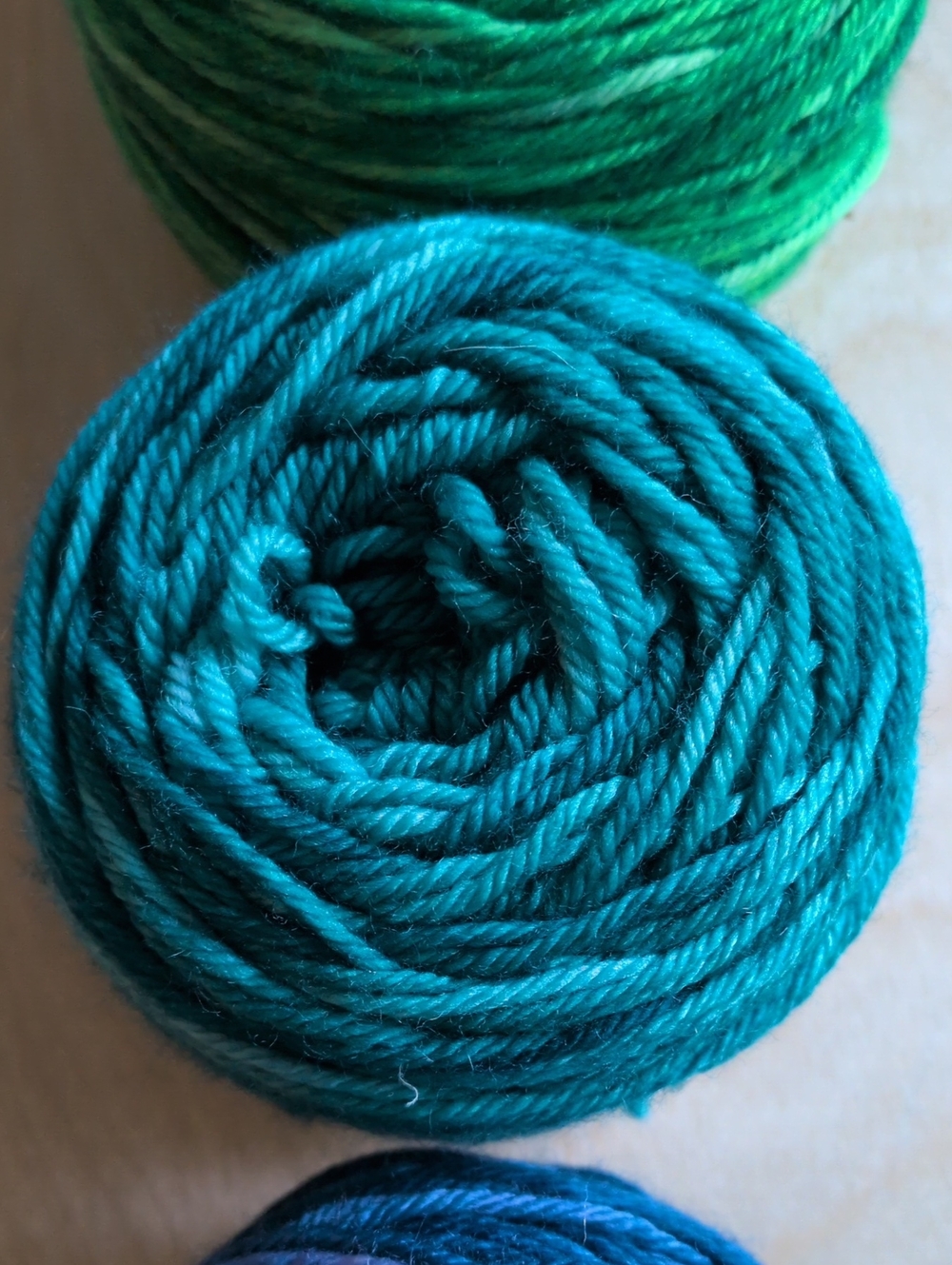 Apple Fiber Studio  Hand-Dyed Yarn Worsted Weight- 4 Partial Skeins De-stash - Picture 7 of 9